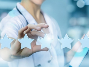 Trải nghiệm bệnh nhân khác sự hài lòng của bệnh nhân như thế nào?